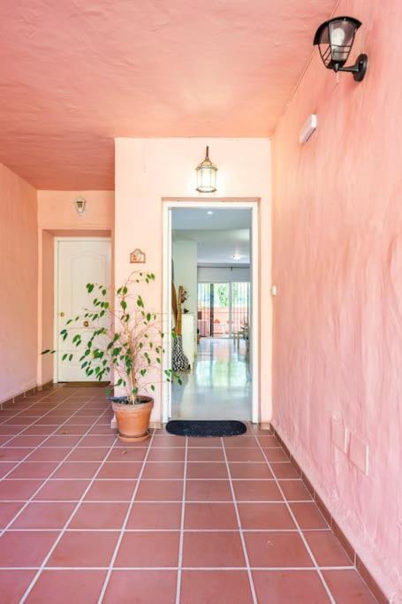 Apartamento En Marbella Guadalmina Primera Linea De Campo De Golf Los Cartujanos Ngoại thất bức ảnh