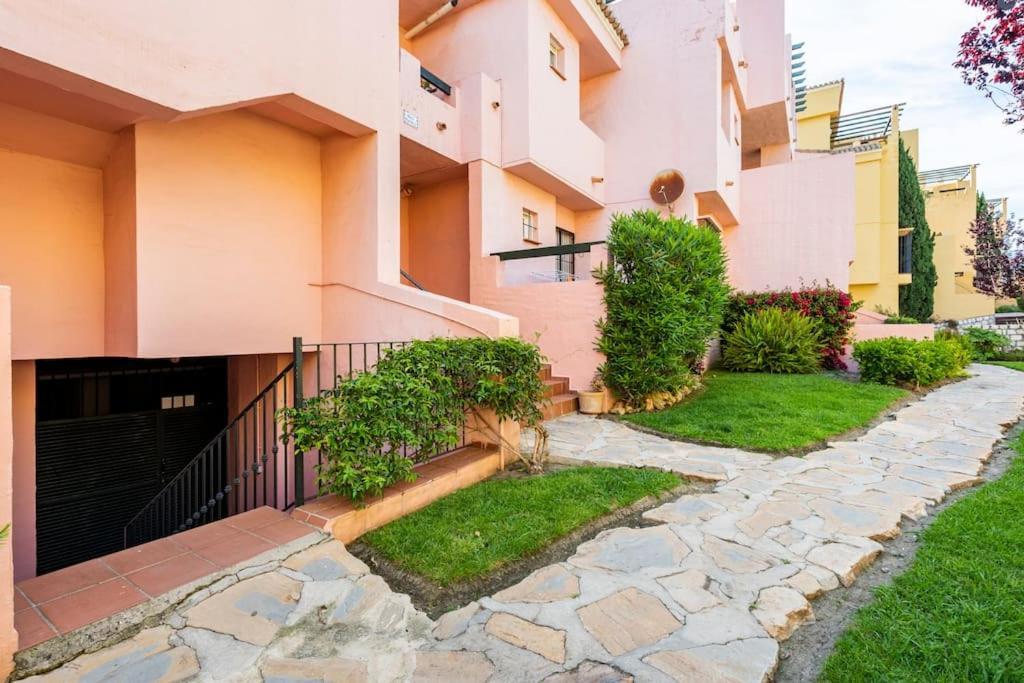 Apartamento En Marbella Guadalmina Primera Linea De Campo De Golf Los Cartujanos Ngoại thất bức ảnh